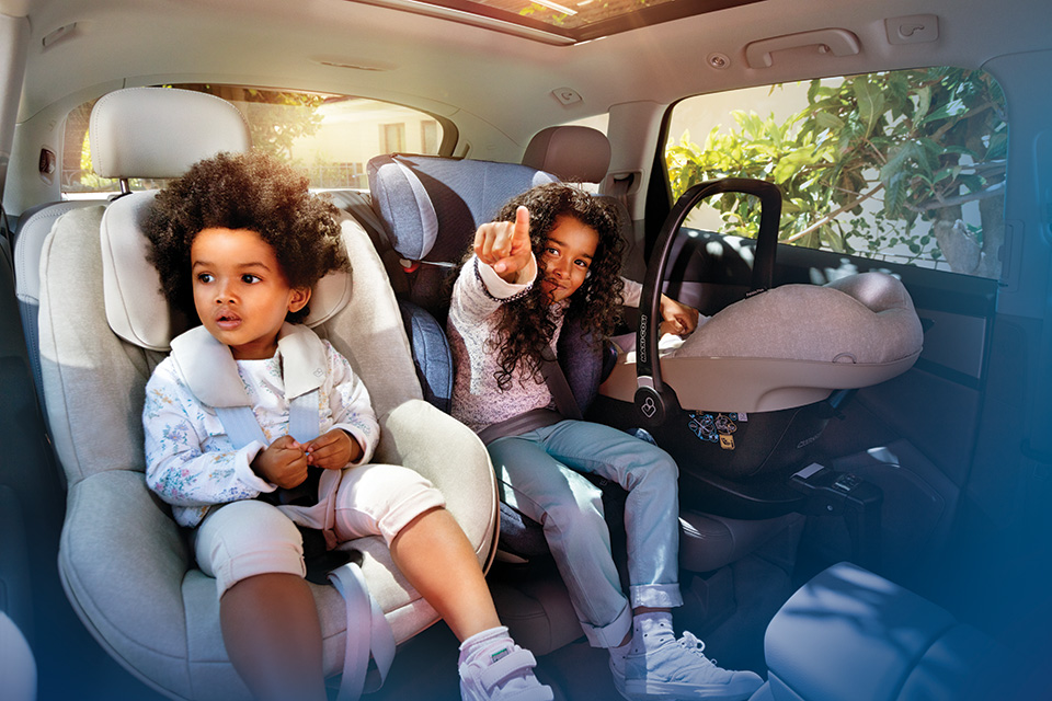Комфортное и безопасное автокресло Maxi-Cosi 2wayPearl для вашего ребенка
