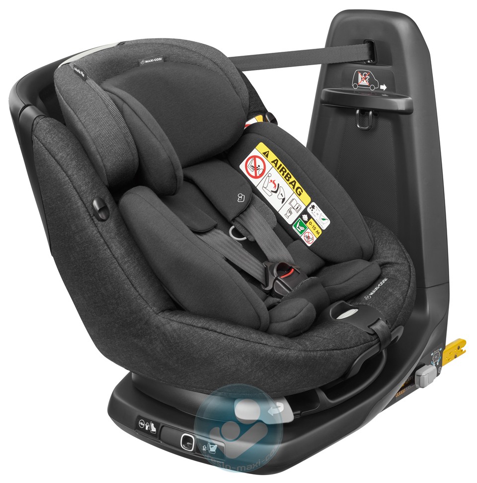 Детское автомобильное кресло Maxi-Cosi AxissFix Plus Nomad Black