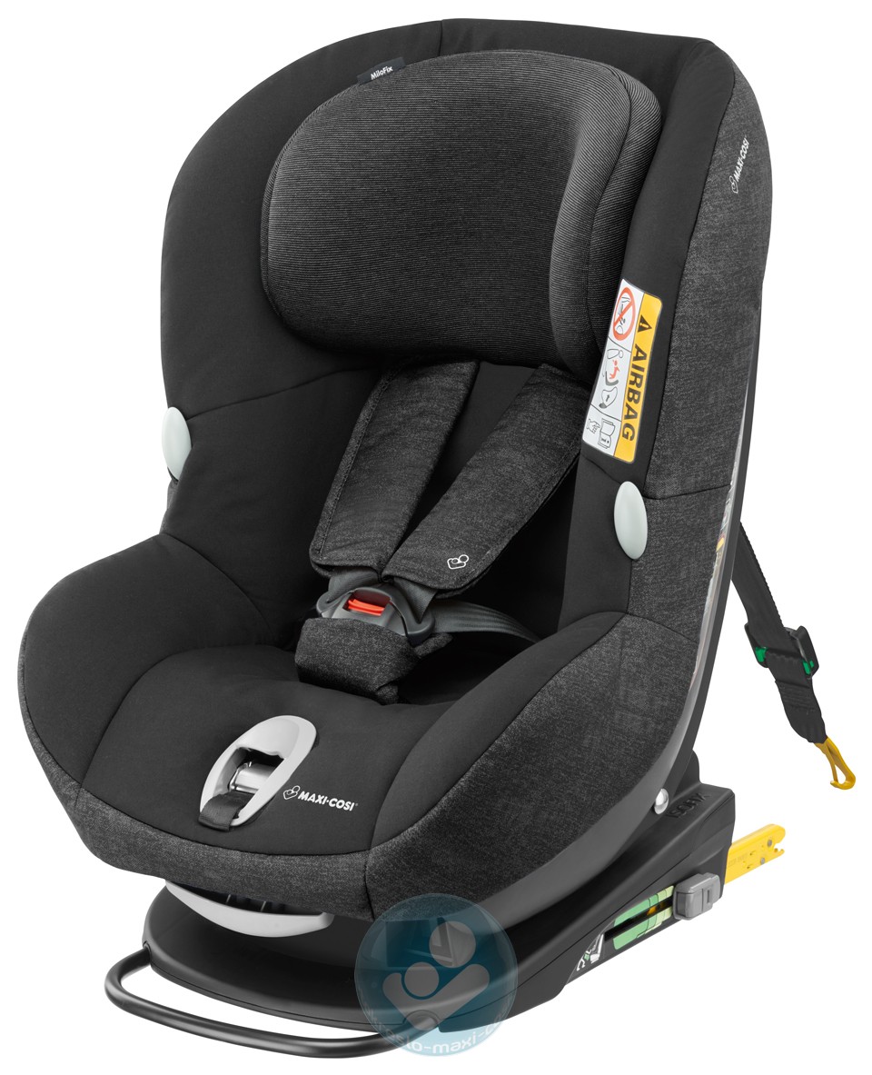 Детское автомобильное кресло Maxi-Cosi MiloFix Nomad Black