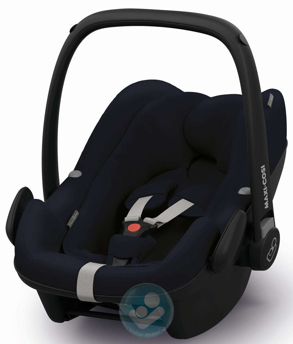 Детское автомобильное кресло Maxi-Cosi Pebble Plus Midnight Blue
