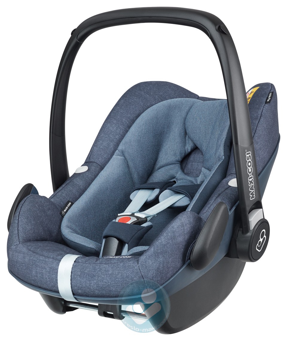 Детское автомобильное кресло Maxi-Cosi Pebble Plus Nomad Blue